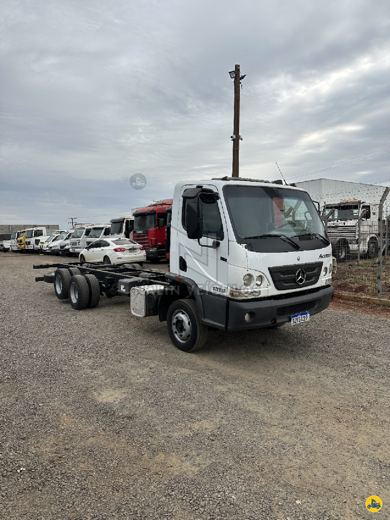 CAMINHAO MERCEDES-BENZ MB 1316 Chassis 3/4 6x2 Nalin Veículos CAMBE PARANÁ PR