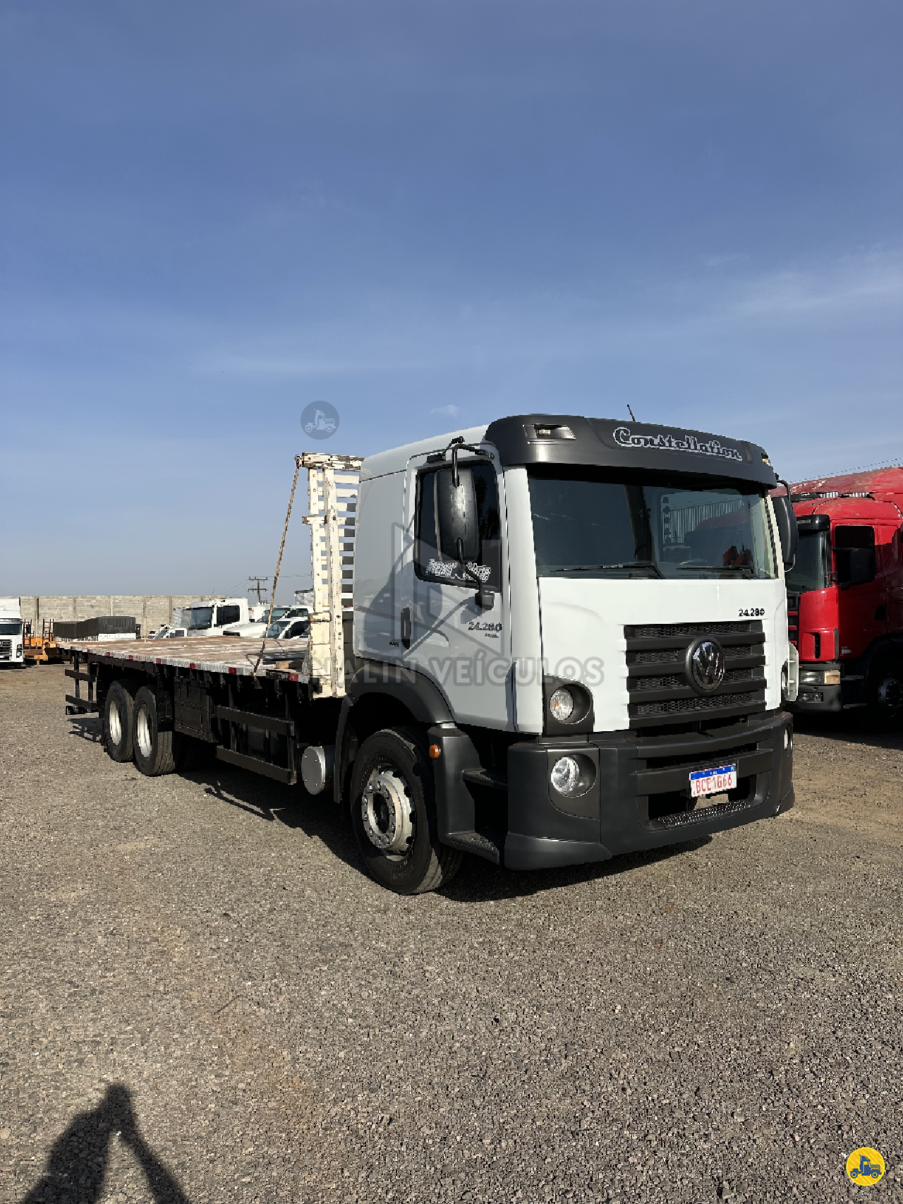 CAMINHAO VOLKSWAGEN VW 24280 Chassis Truck 6x2 Nalin Veículos CAMBE PARANÁ PR