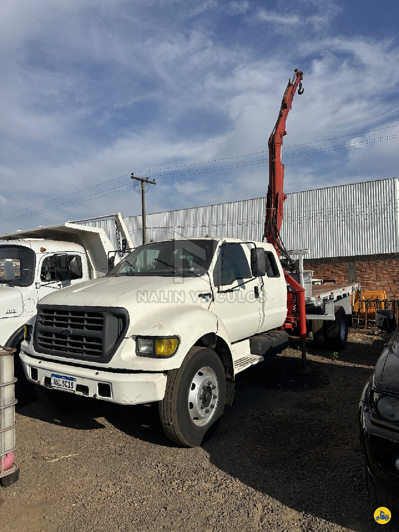 CAMINHAO FORD F12000 Munck Toco 4x2 Nalin Veículos CAMBE PARANÁ PR